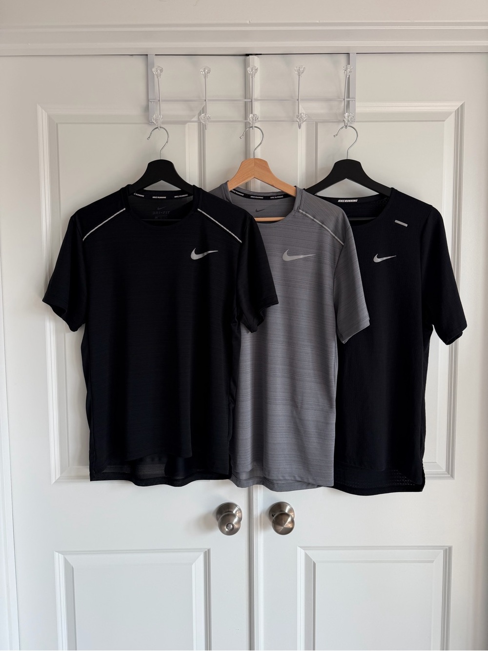3 Nike Men’s Dri-FIT Short Sleeve Training Tee - Black & Gray